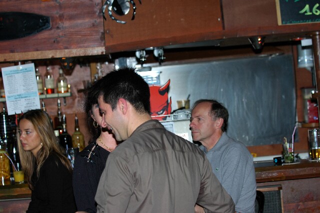 min 2005 11 06 sharkys 168